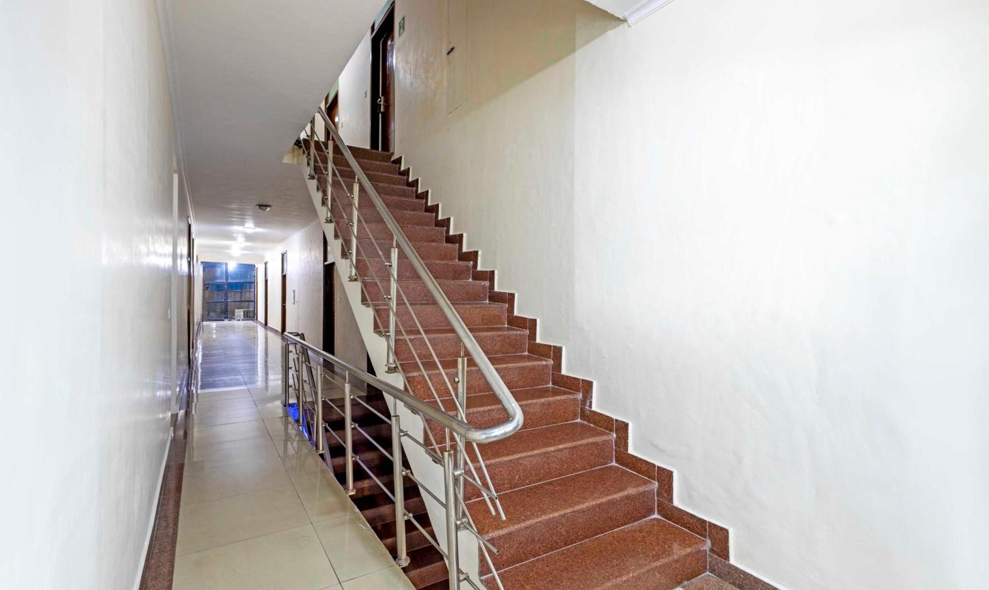 Treebo Maurice Hotel Baddi ภายนอก รูปภาพ
