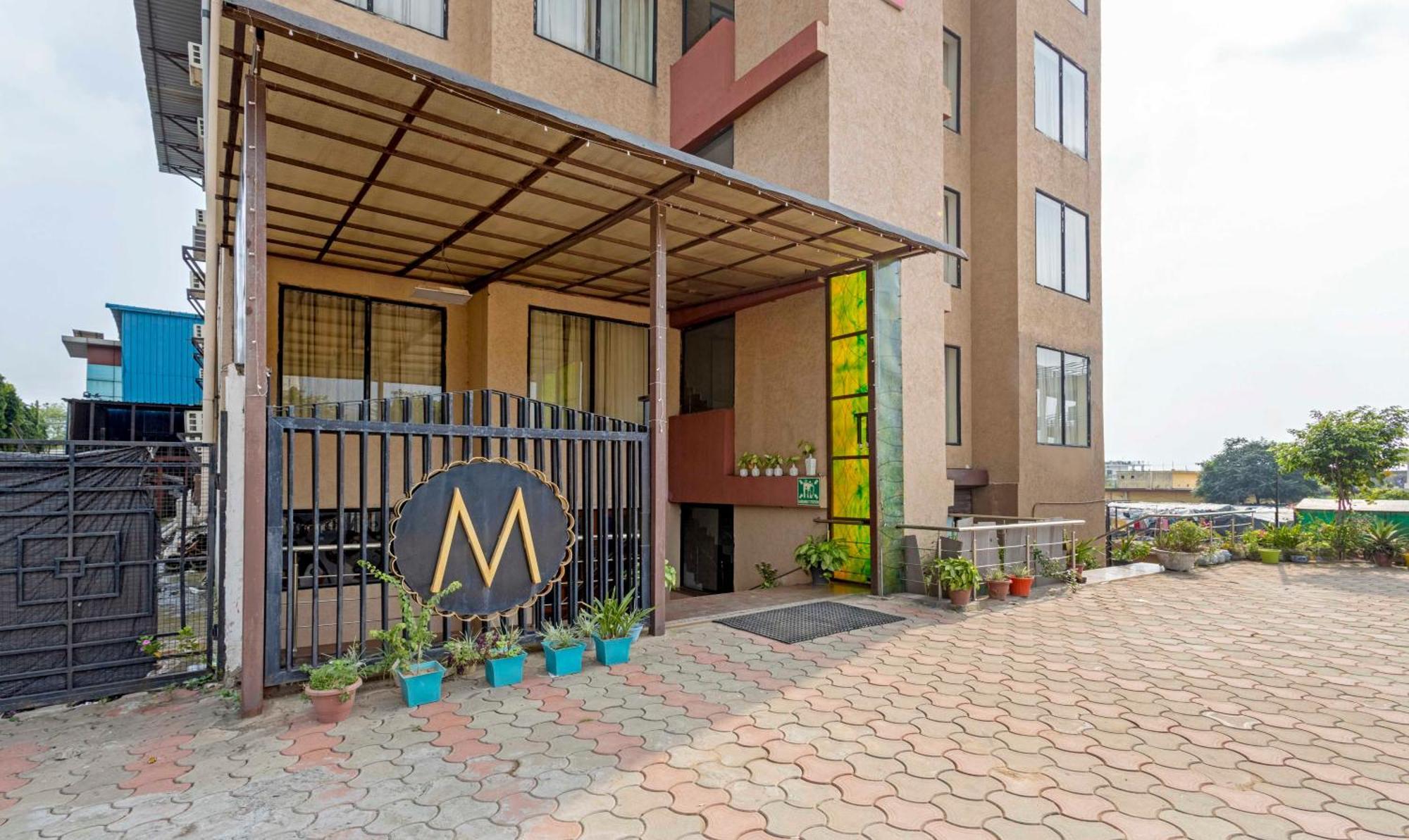 Treebo Maurice Hotel Baddi ภายนอก รูปภาพ