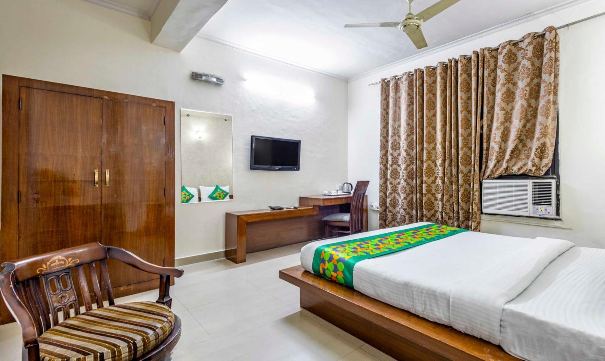 Treebo Maurice Hotel Baddi ภายนอก รูปภาพ